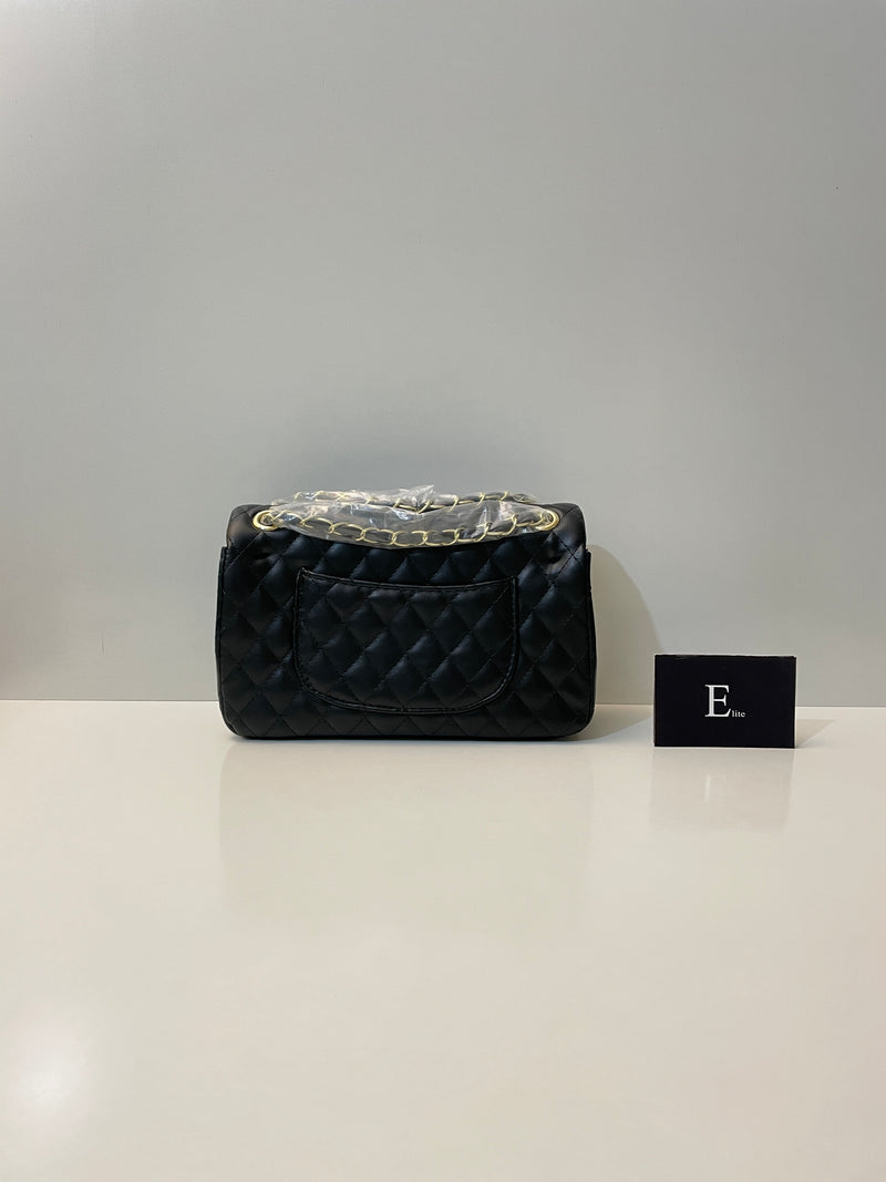 CHANEL CLASSIC FLAP BAG