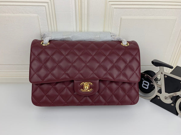 CHANEL CLASSIC FLAP BAG