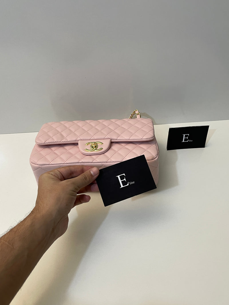CHANEL CLASSIC FLAP BAG