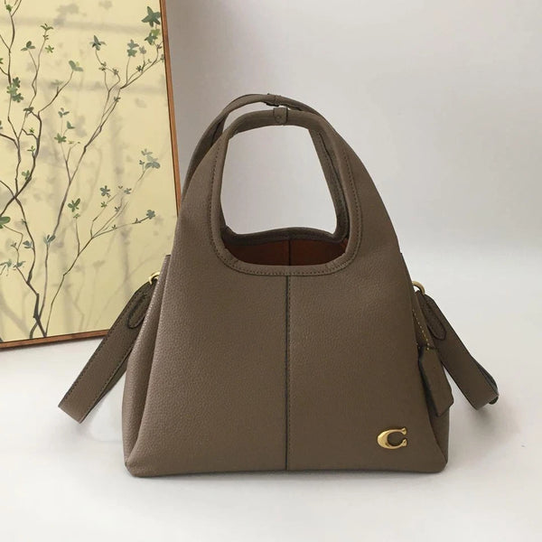 COACH LANA 23 SHOLUDER BAG
